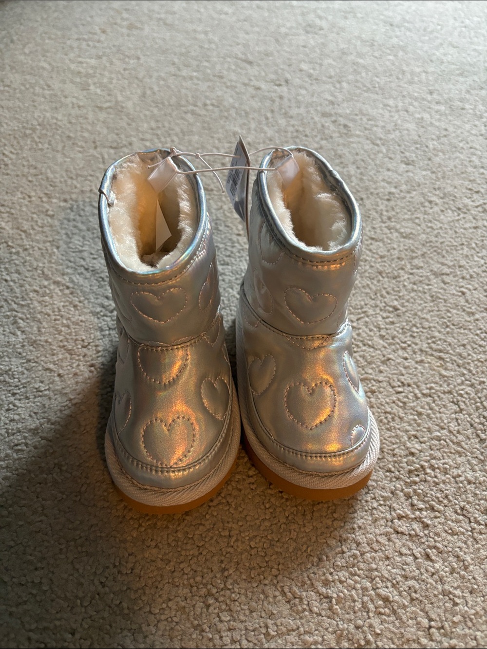 Old Navy Silver Quilted Heart Girls Winter Boots